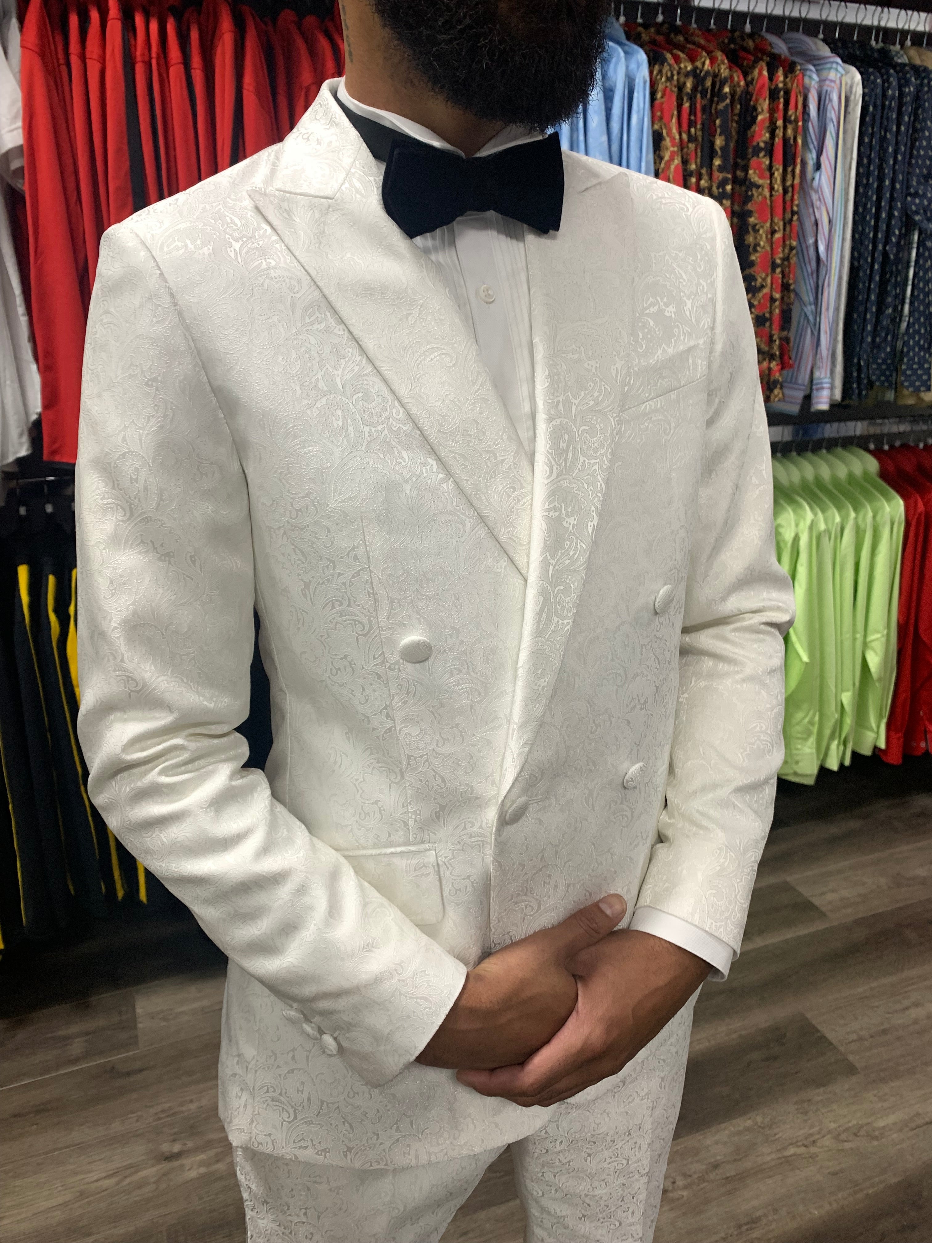 Best place to buy a custom suit in Jacksonville Florida with private fittings and full service for nearby cities #jacksonvilleflorida #customsuits #weddingstyle2025 #mensfashion #zaneexclusive